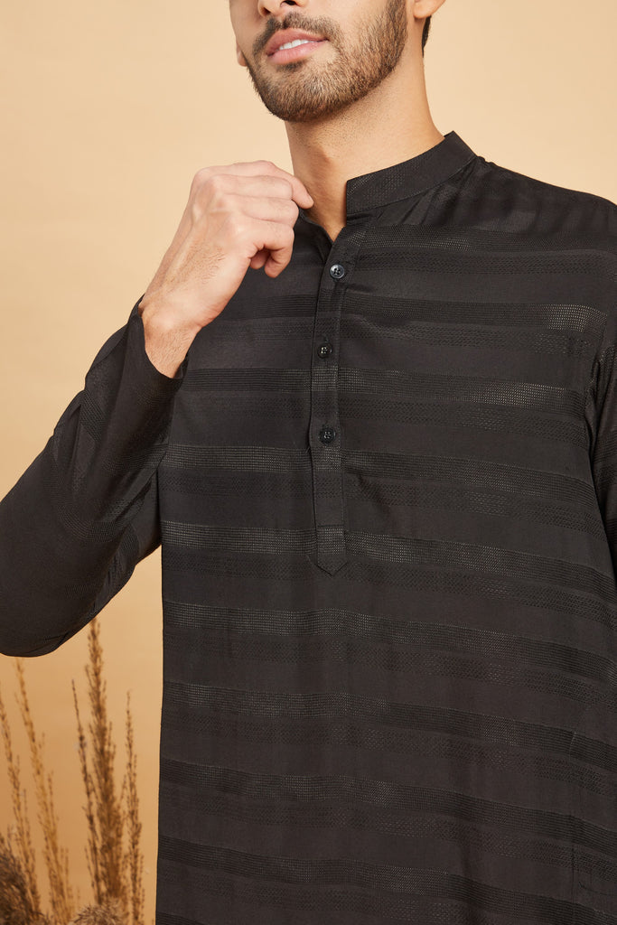 Men's Black Color Stygian Basik Kurta Jacquard