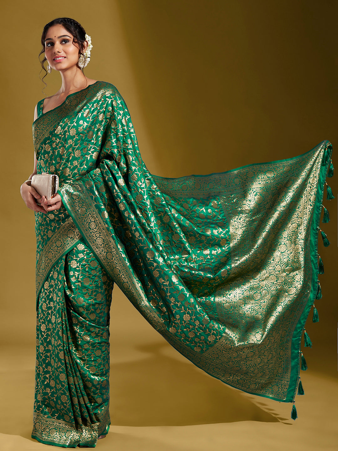 Women's Green & Gold Satin Paisley Zari With Beautiful Jaal Banarasi Saree - Royal Dwells