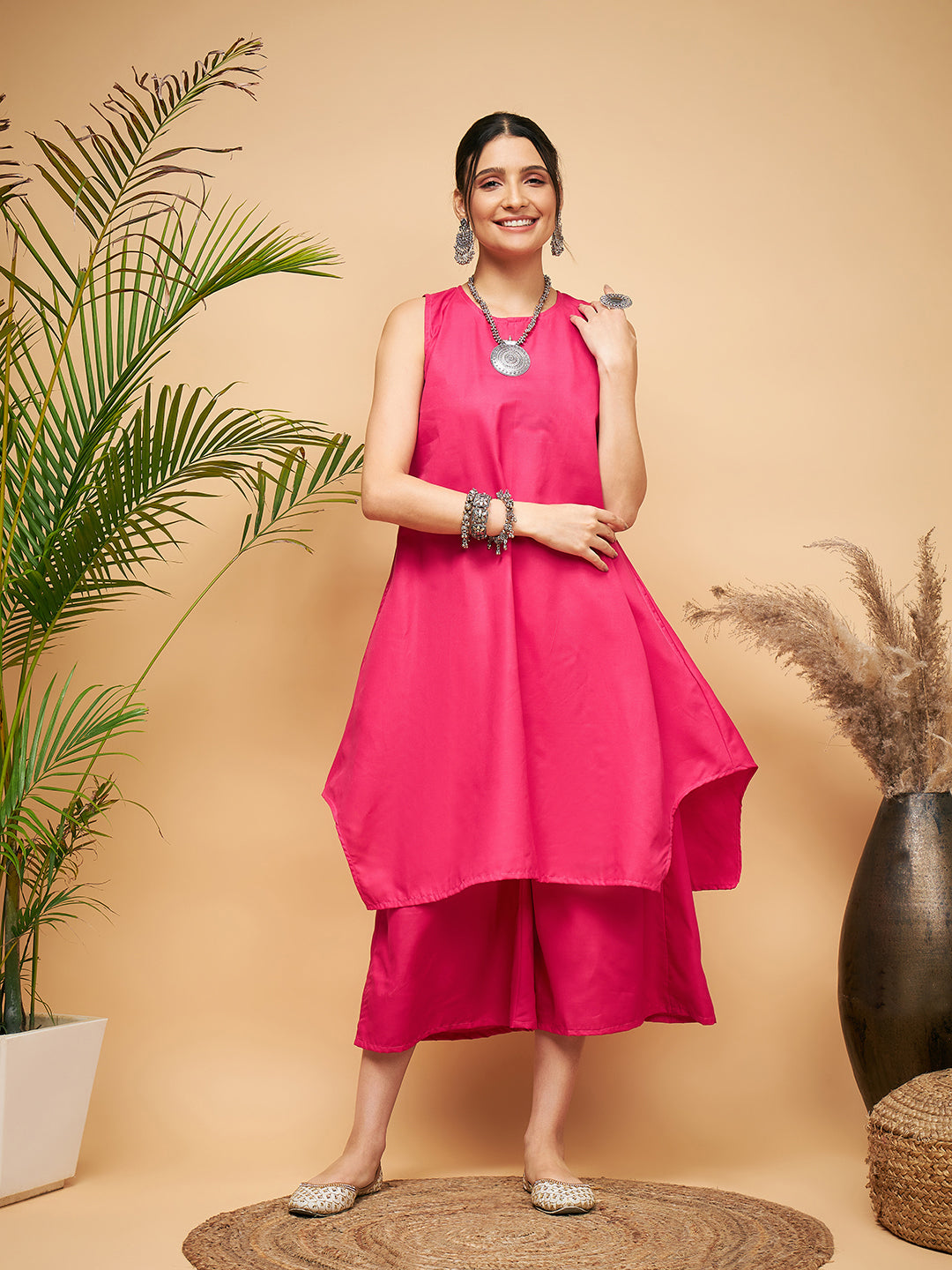 Women's Fuchsia Short Kurta Palazzo Set - InWeave