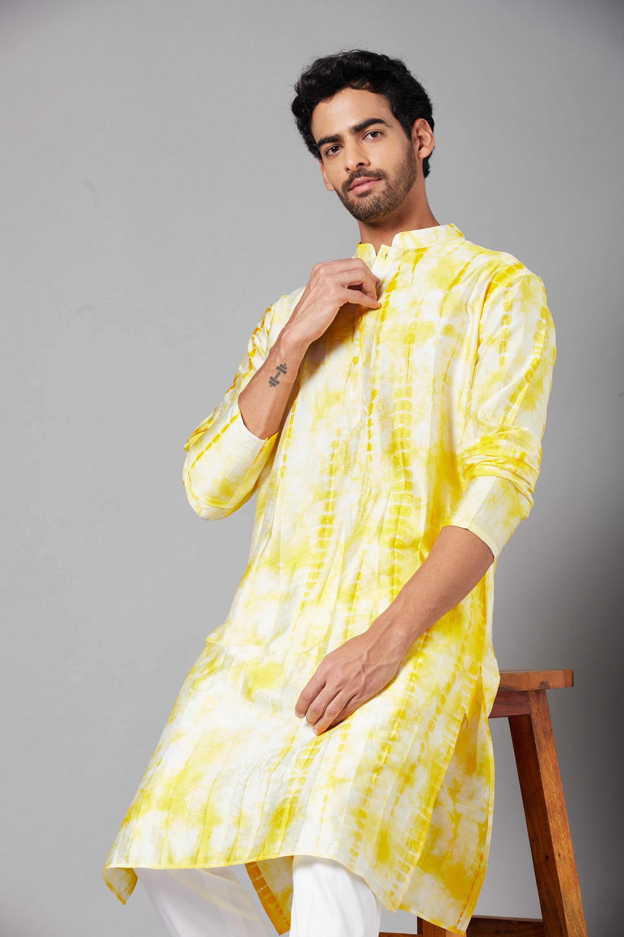 Men's Yellow & White Color Tintlo Yellow Tie & Die Kurta Semi Rawsilk Mix