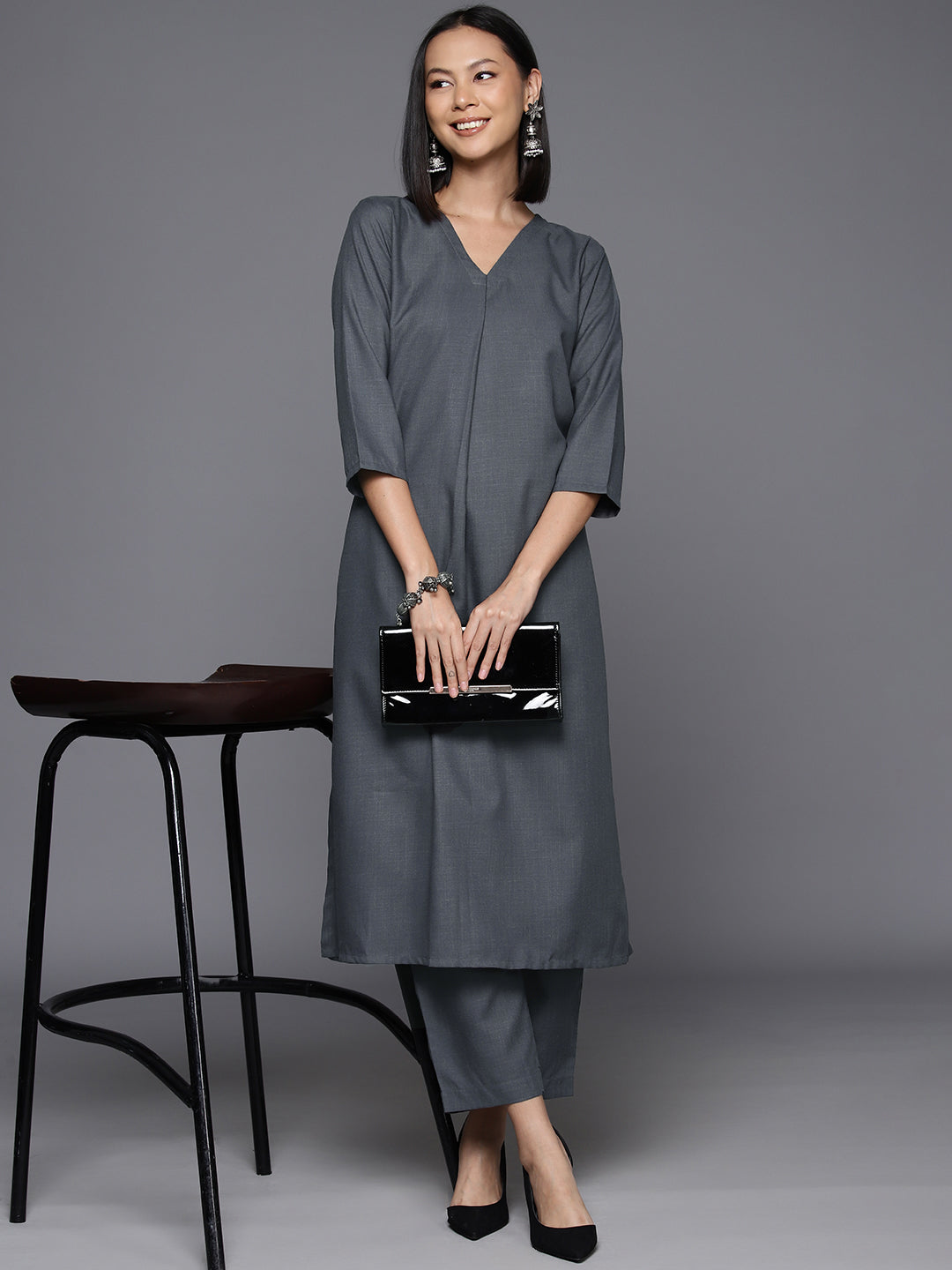Color_Grey