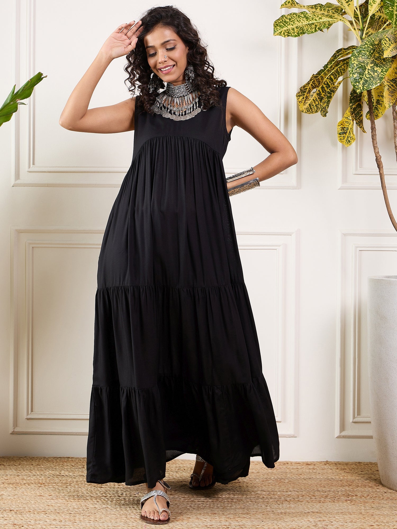 Women's Black V Neck Sleeveless Long Tiered Dress - InWeave