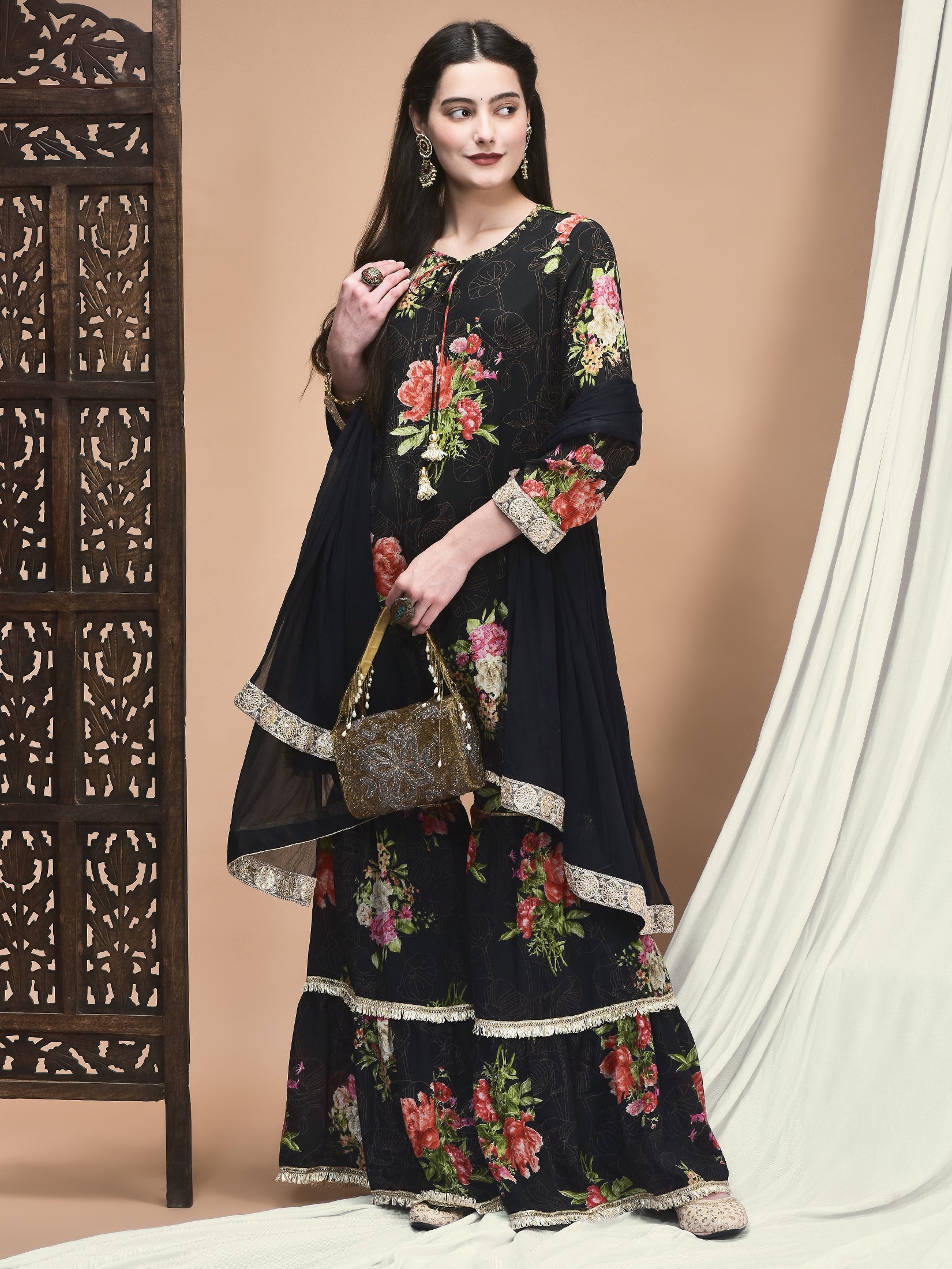 Color_Black