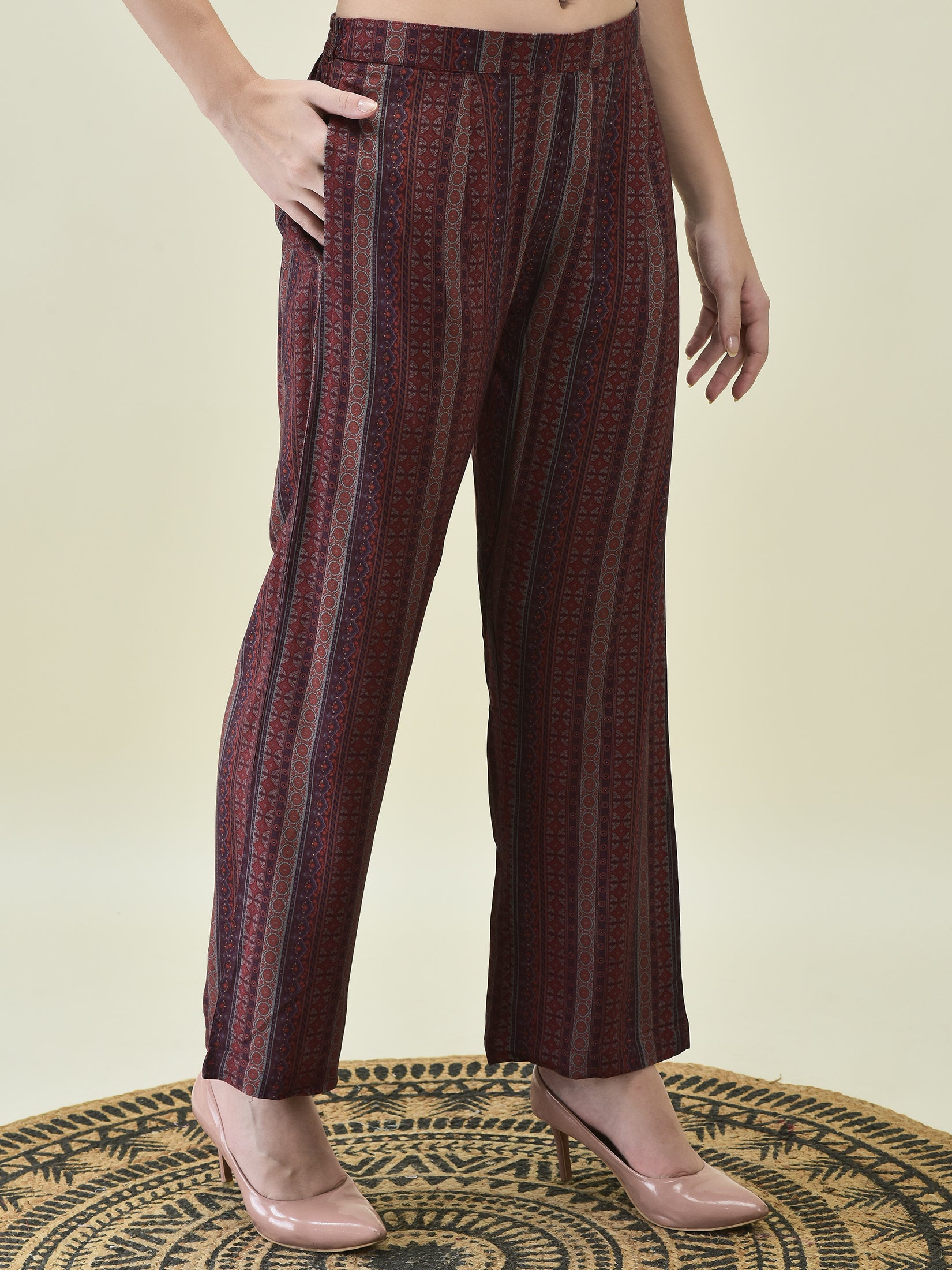 Color_Maroon