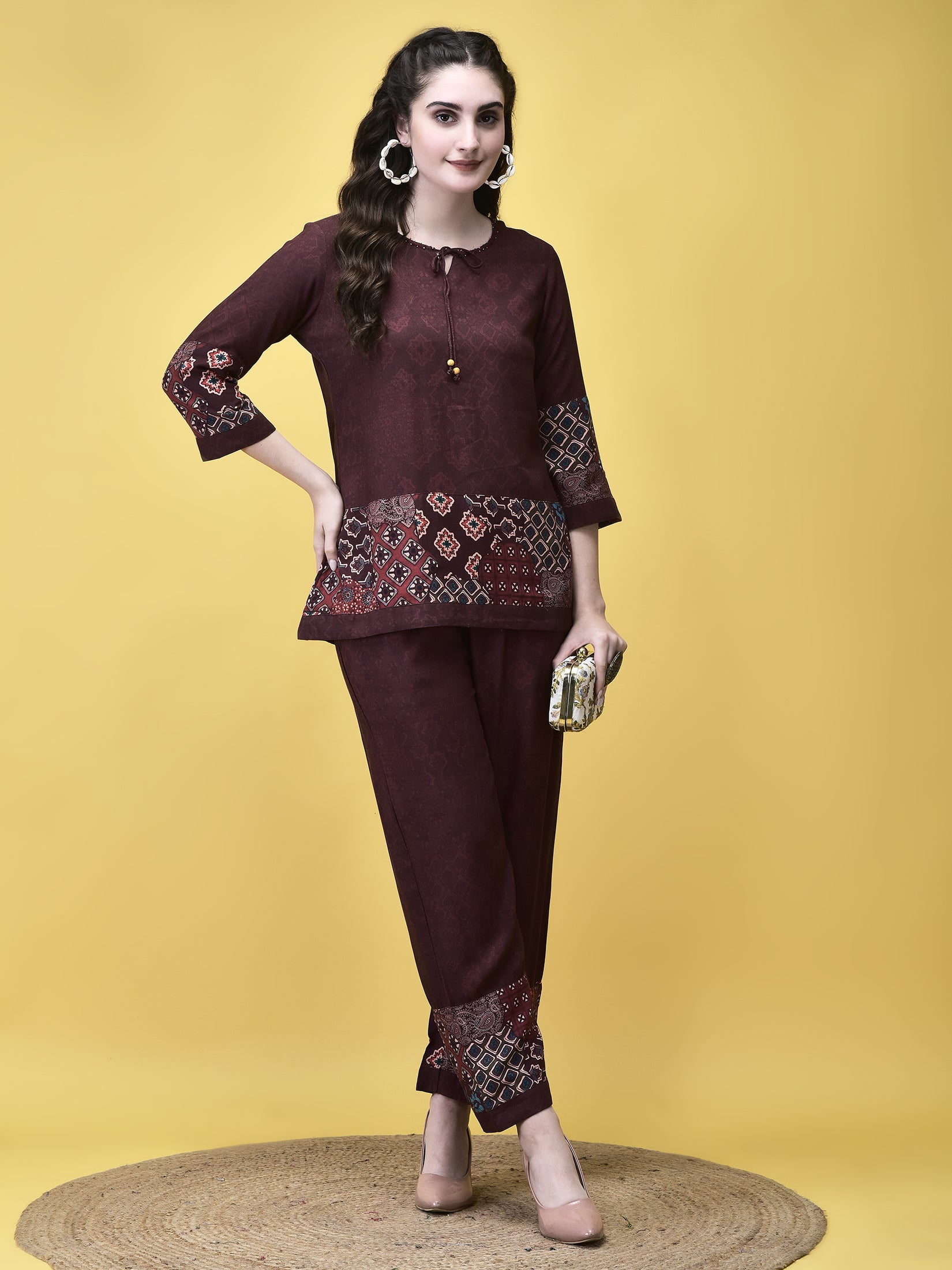 Color_Maroon