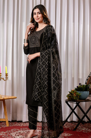 Color_Black
