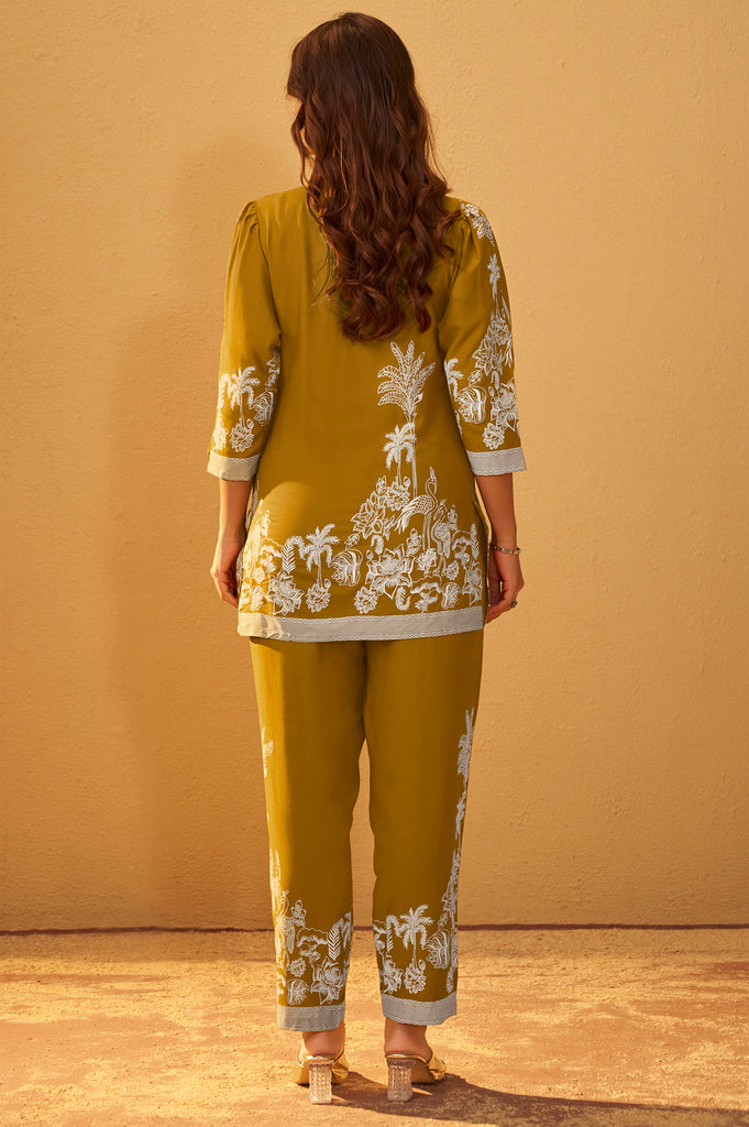Color_Mustard