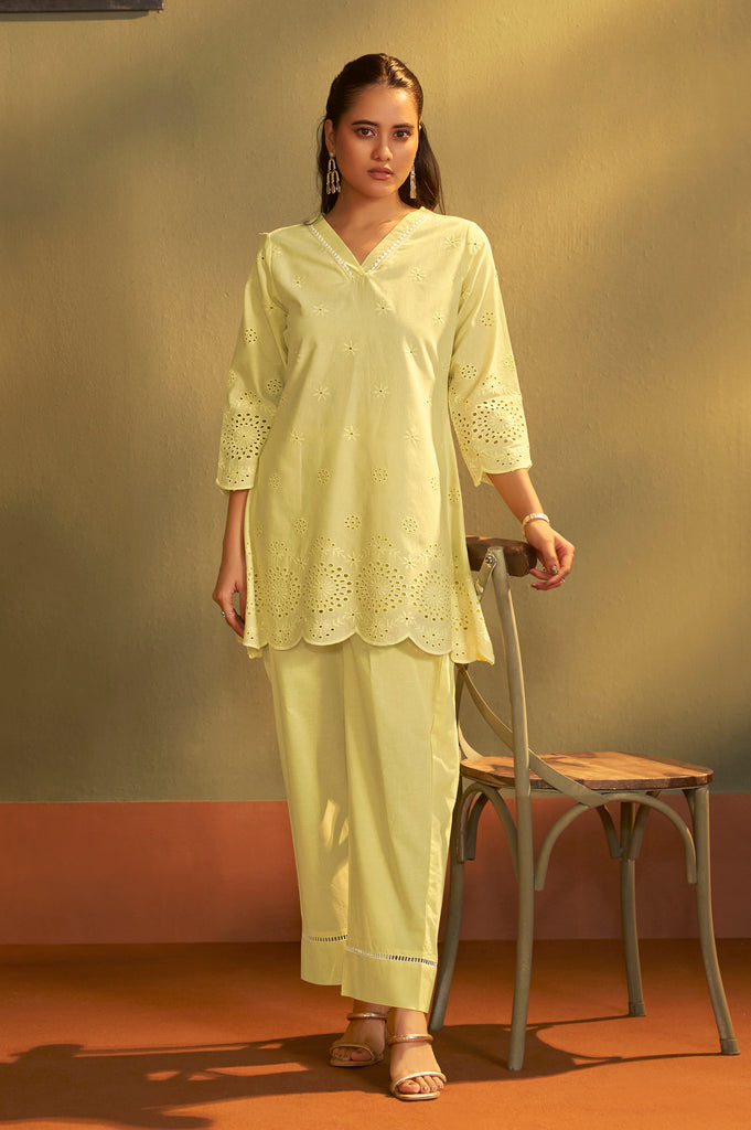 Color_Yellow