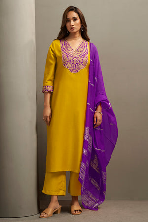 Color_Yellow