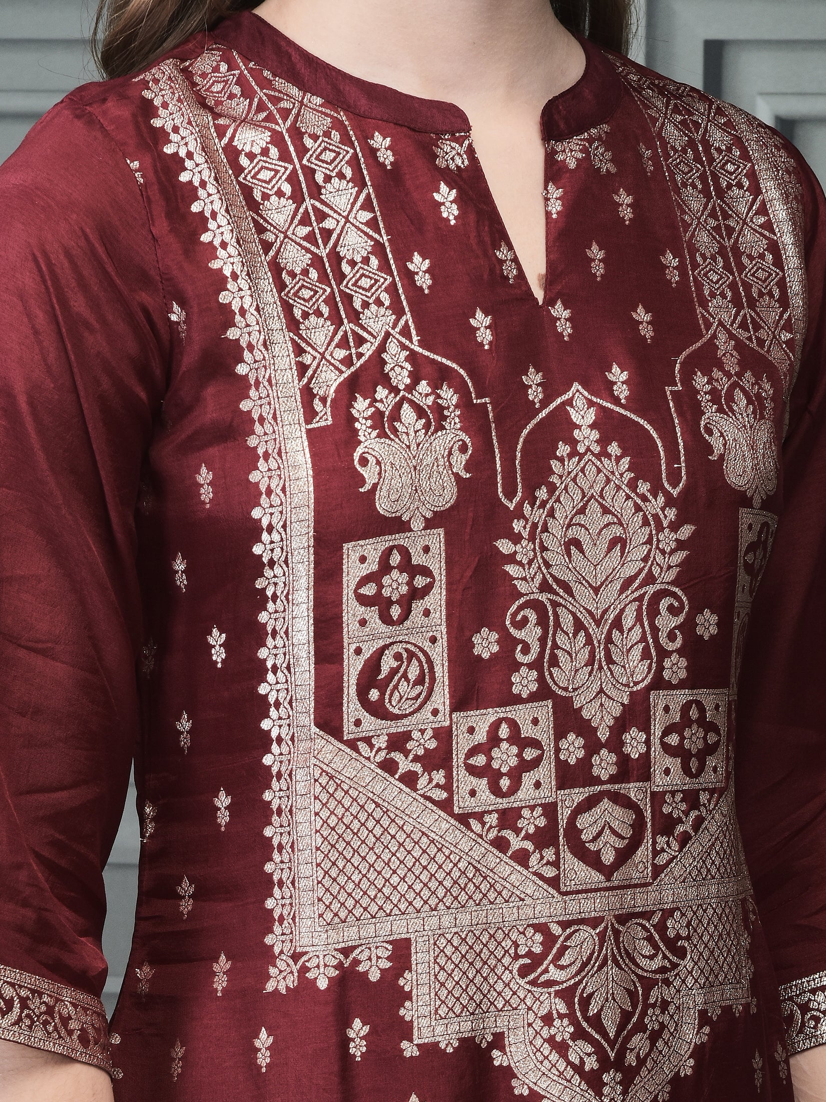 Color_Maroon