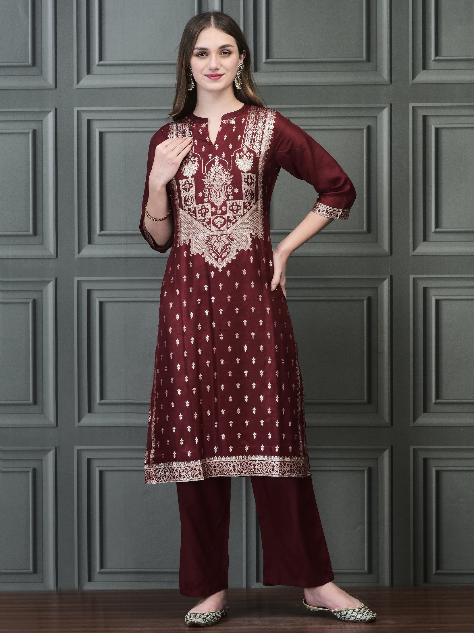 Color_Maroon