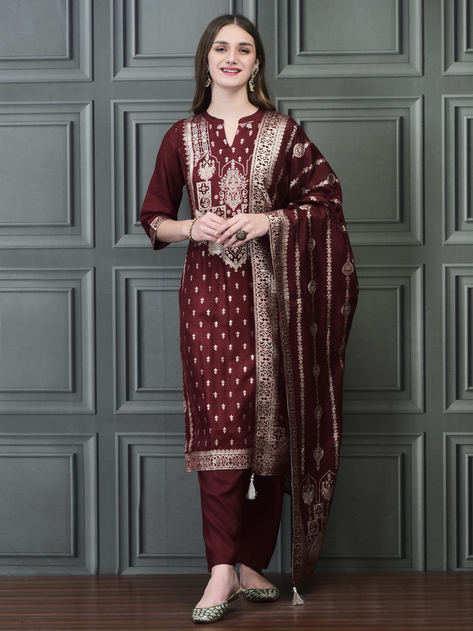 Color_Maroon