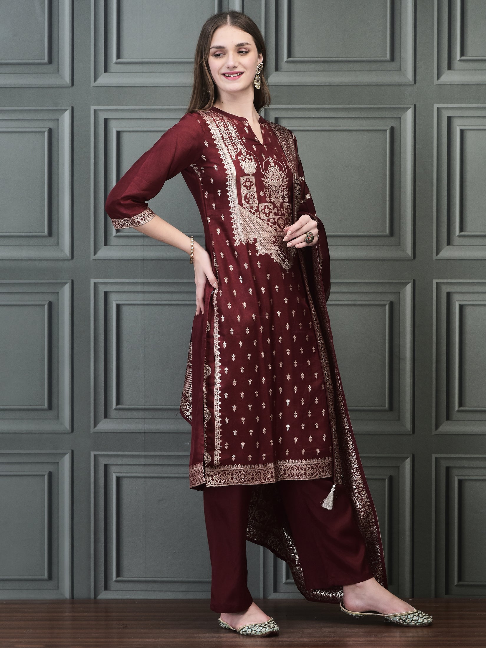 Color_Maroon