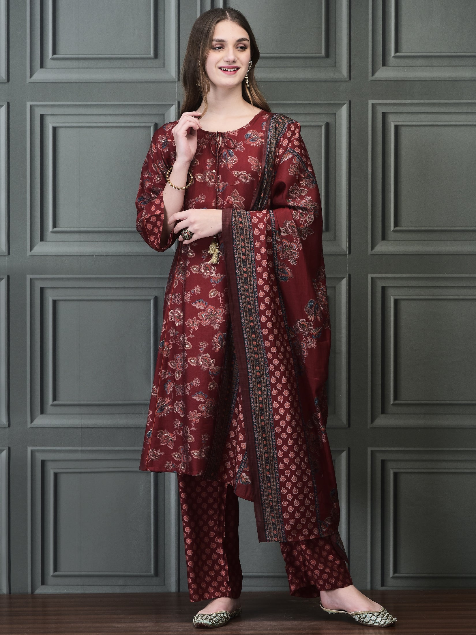 Color_Maroon