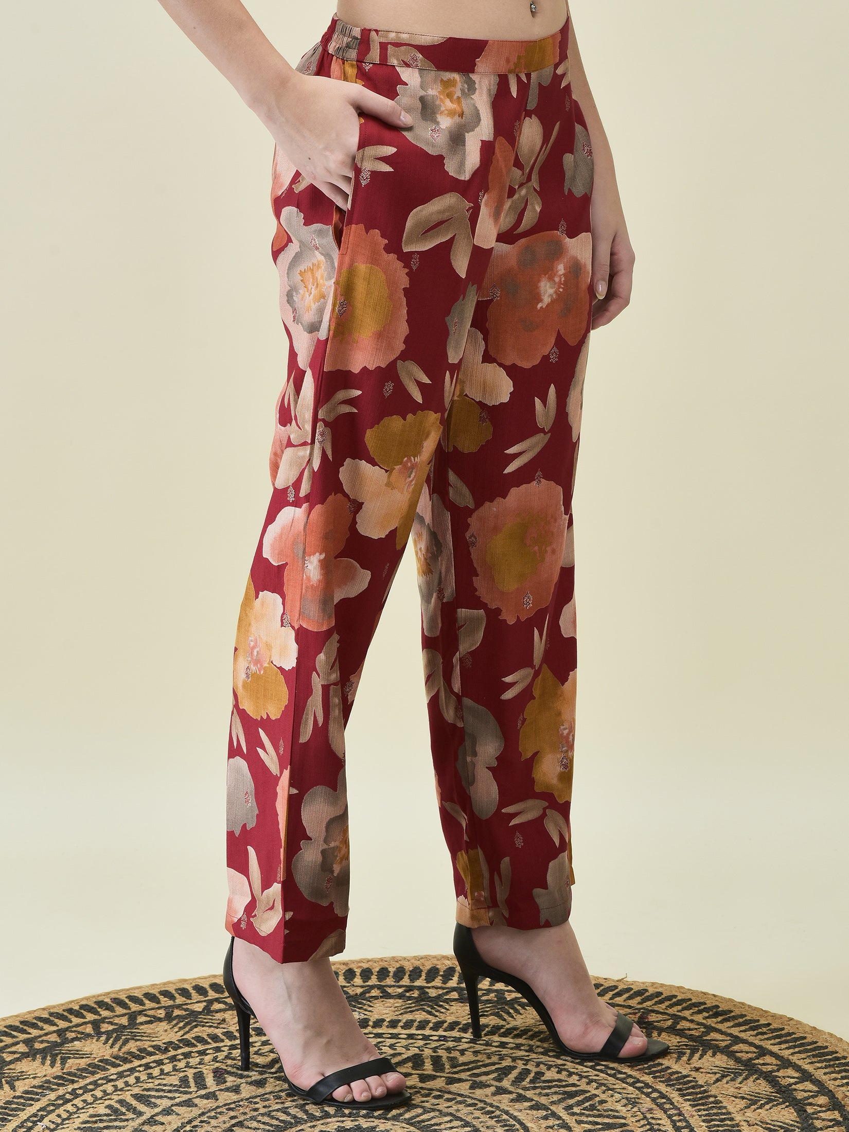 Color_Maroon