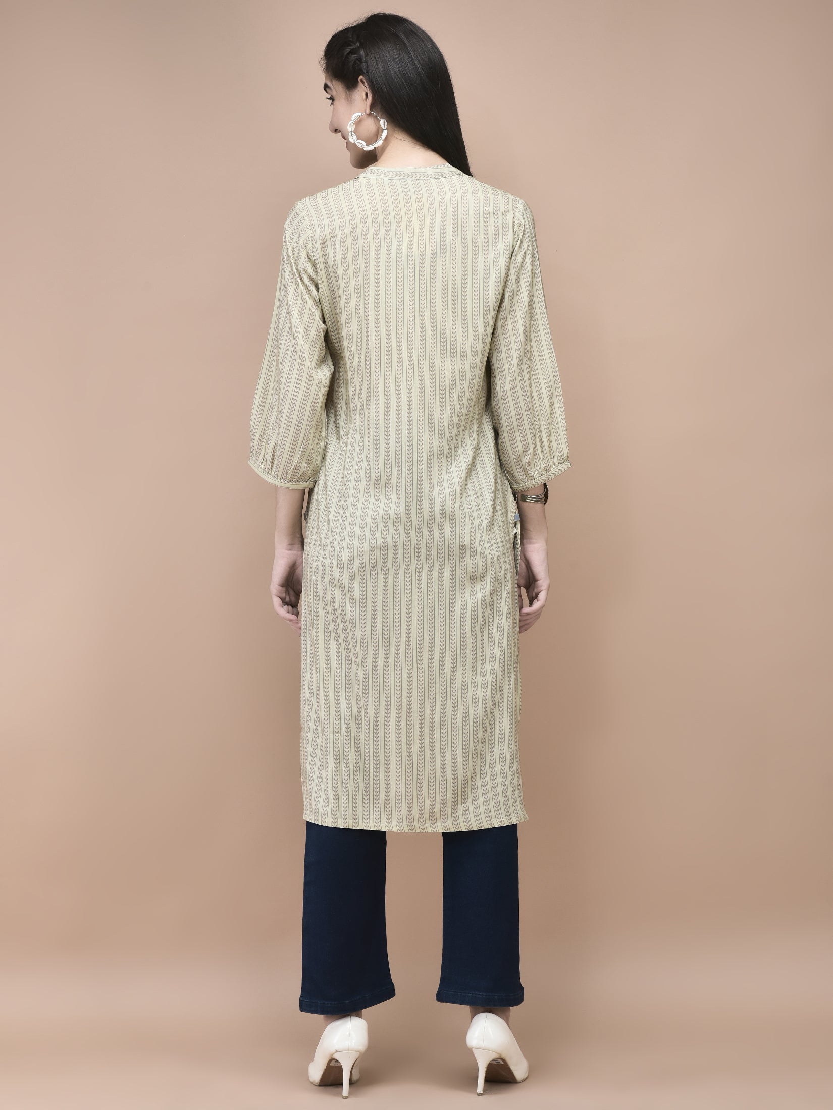 Color_Beige