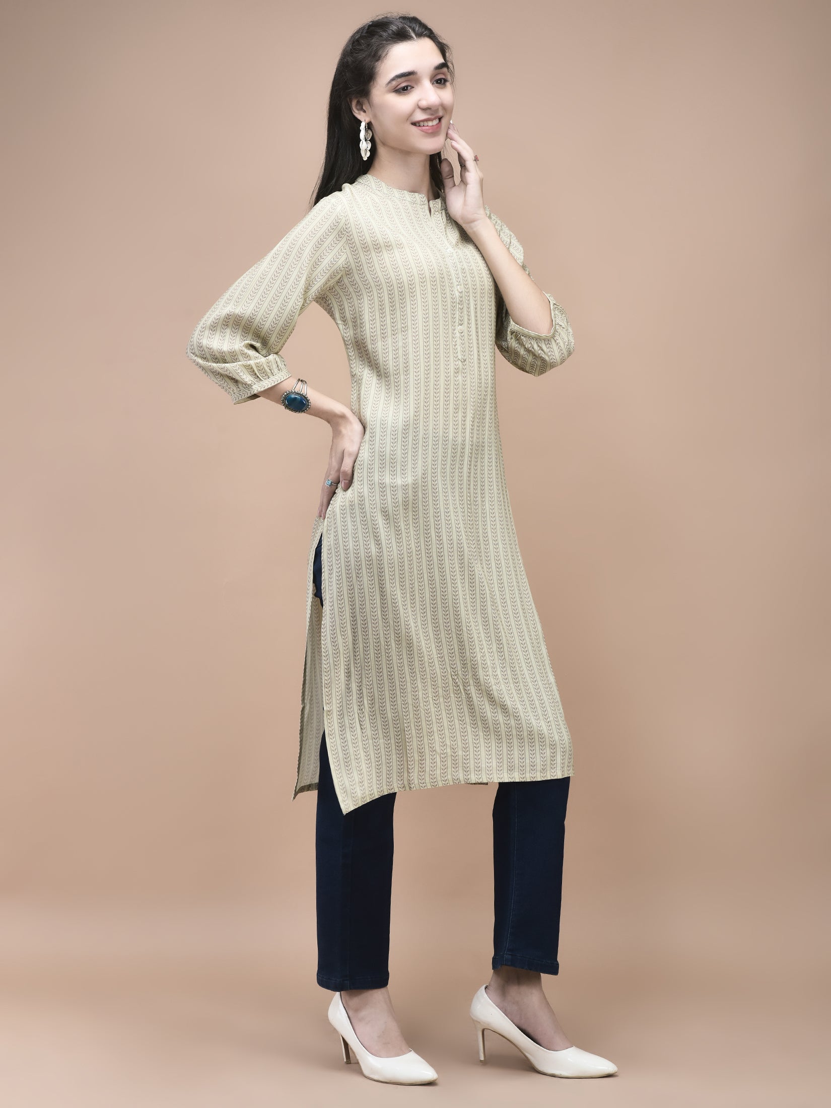 Color_Beige