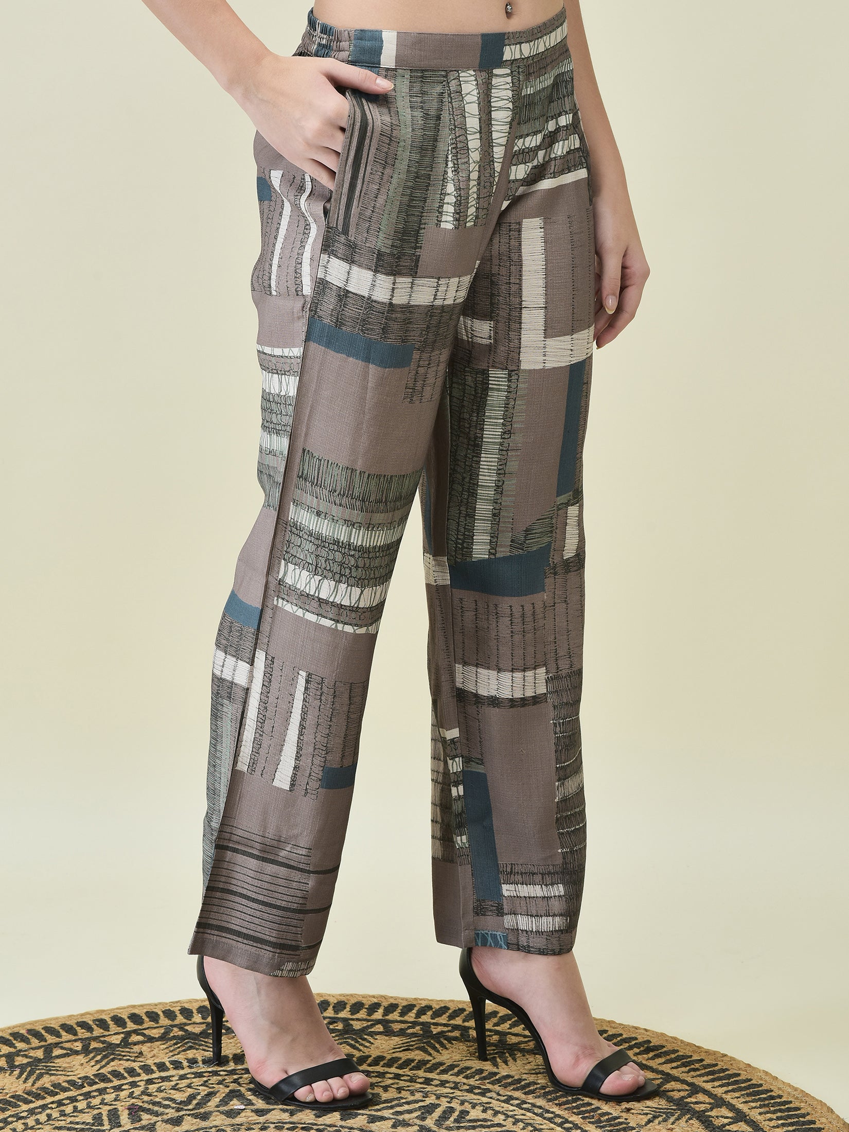 Color_Grey