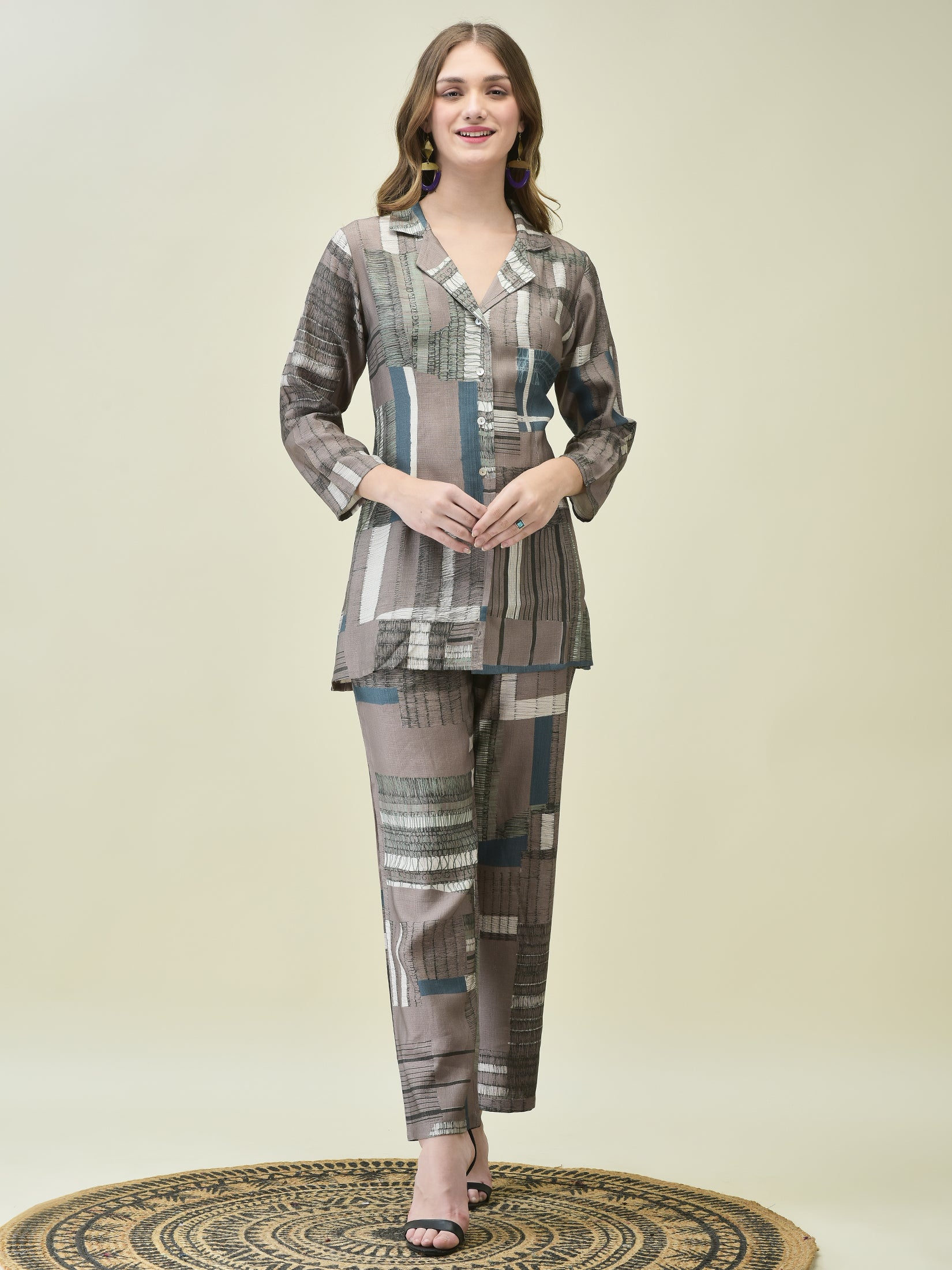 Color_Grey