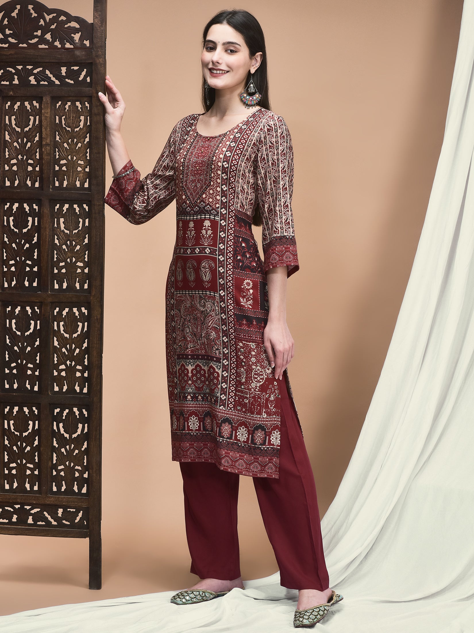 Color_Maroon