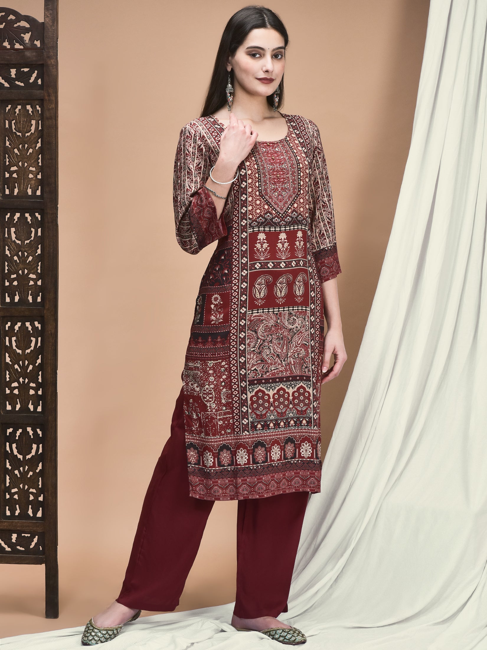 Color_Maroon
