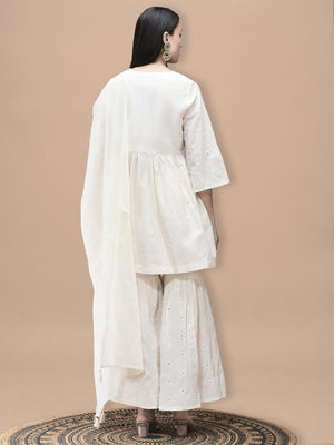 Color_Off White