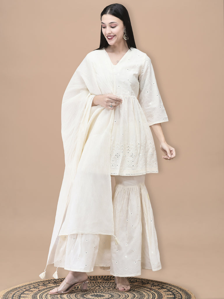 Color_Off White