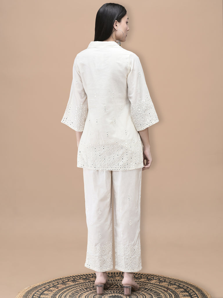 Color_Off White