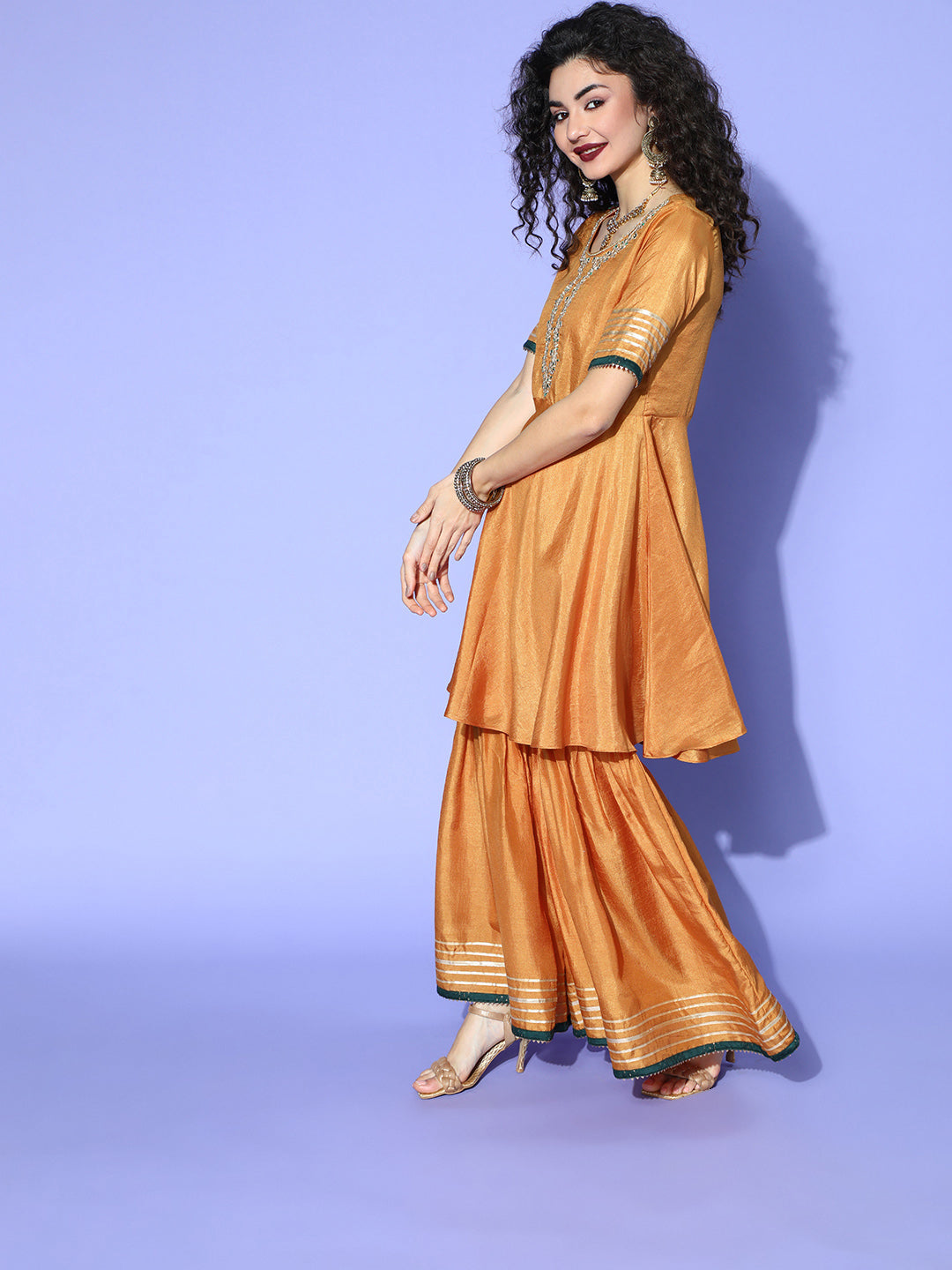 Women's Rust Satin Kurta Set - Taantav