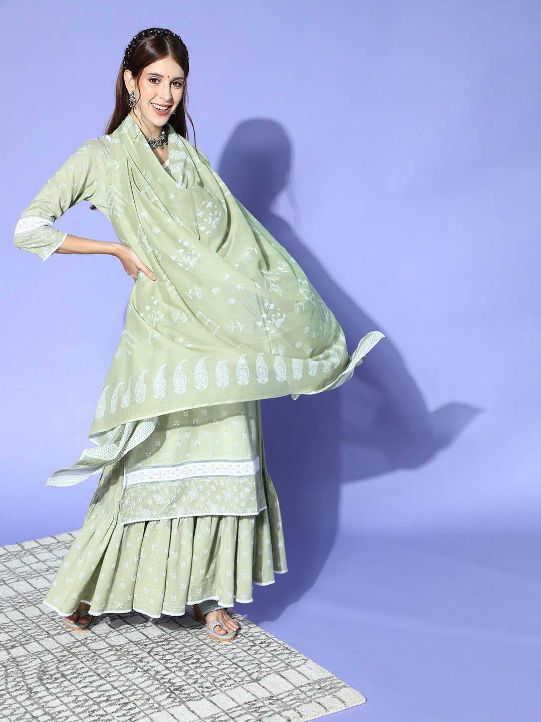 Women's Green Cotton Blend Kurta Set - Taantav