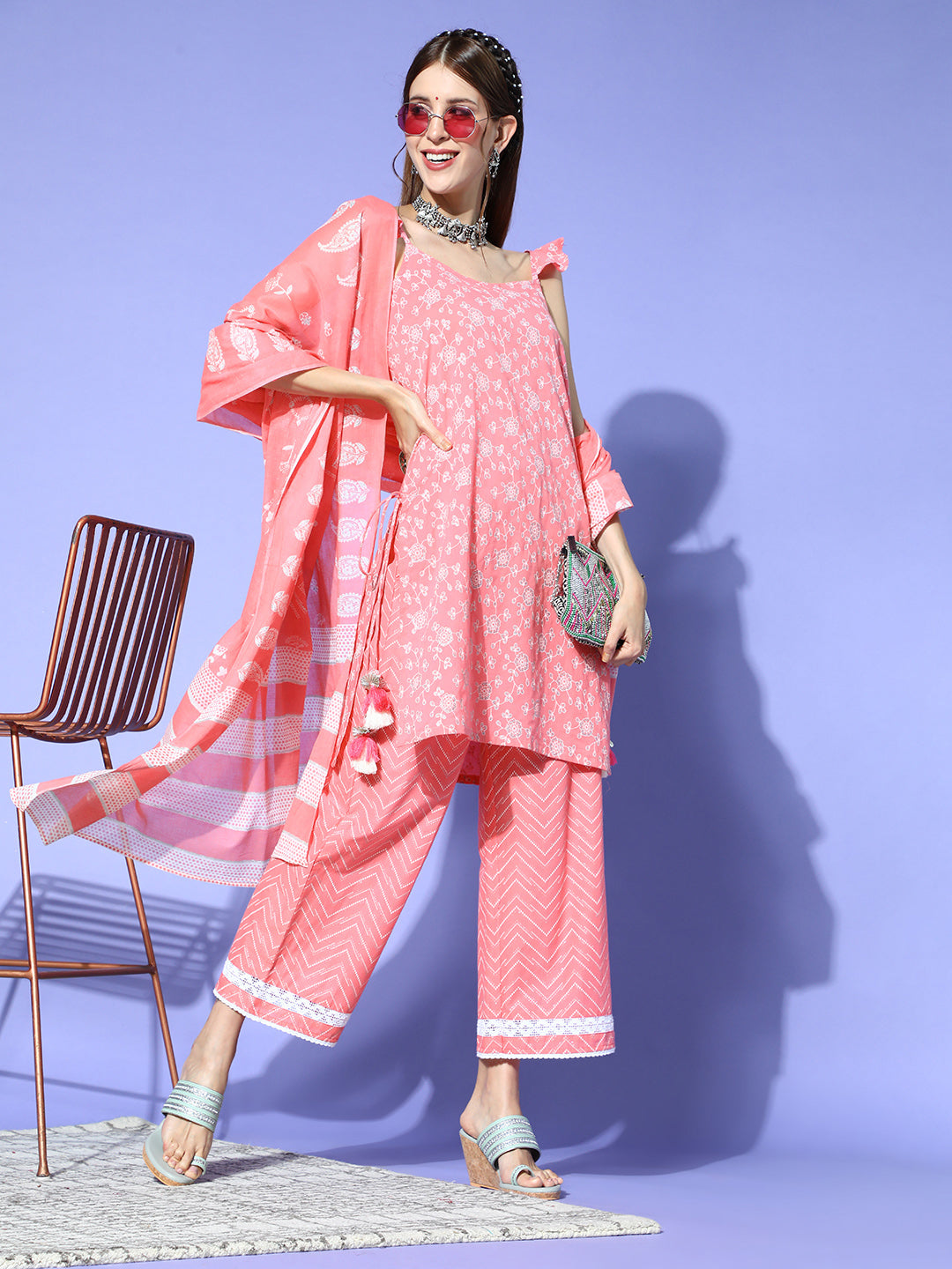 Women's Pink Cotton Blend Kurta Set - Taantav