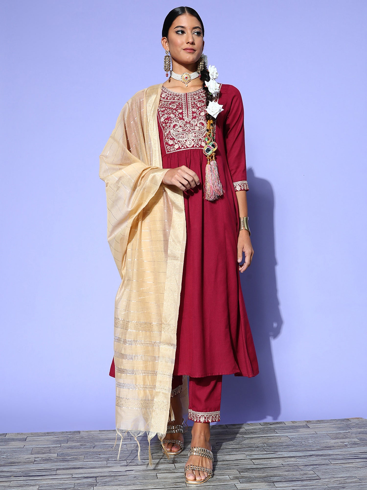 Women's Maroon Cotton Blend Kurta Set - Taantav