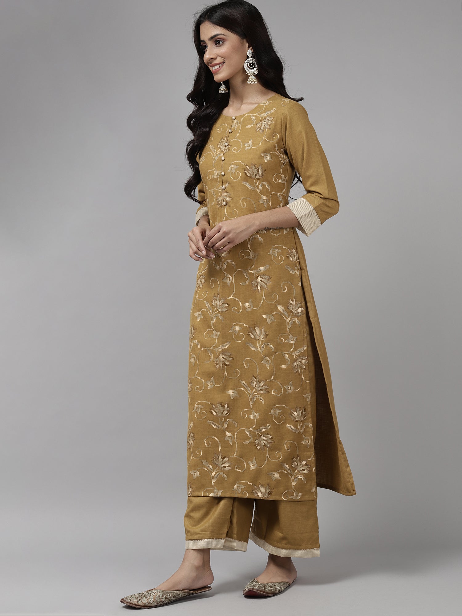 Women's Mustard Cotton Blend Kurta Set - Taantav