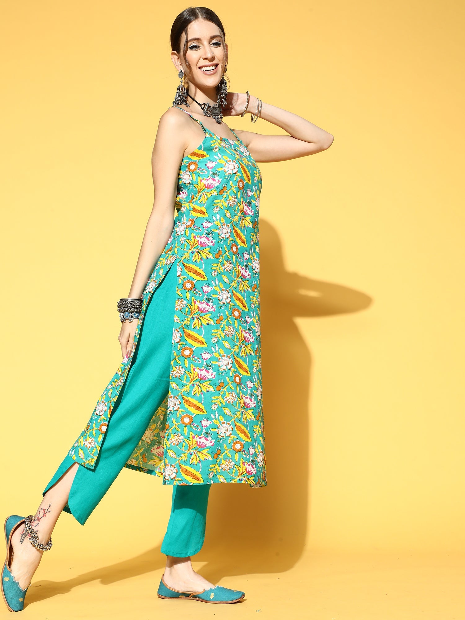 Women's Sea Green Cotton Blend Kurta Set - Taantav