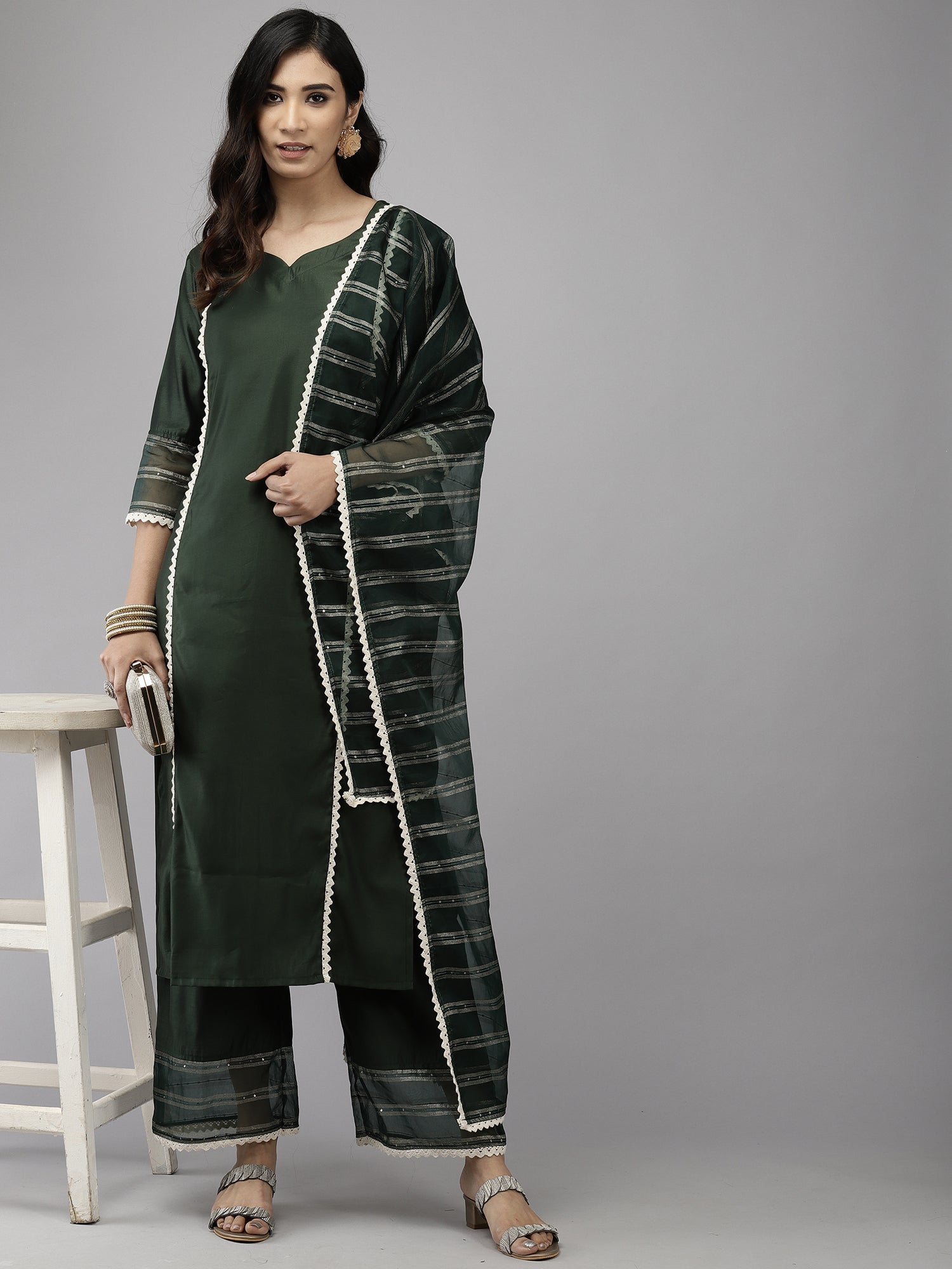 Women's Olive Poly Georgette Kurta Set - Taantav