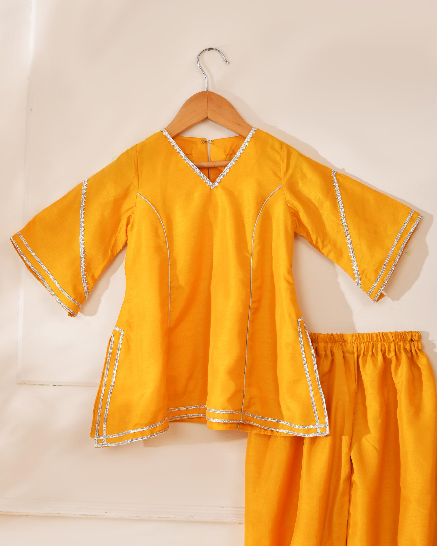 Color_Yellow