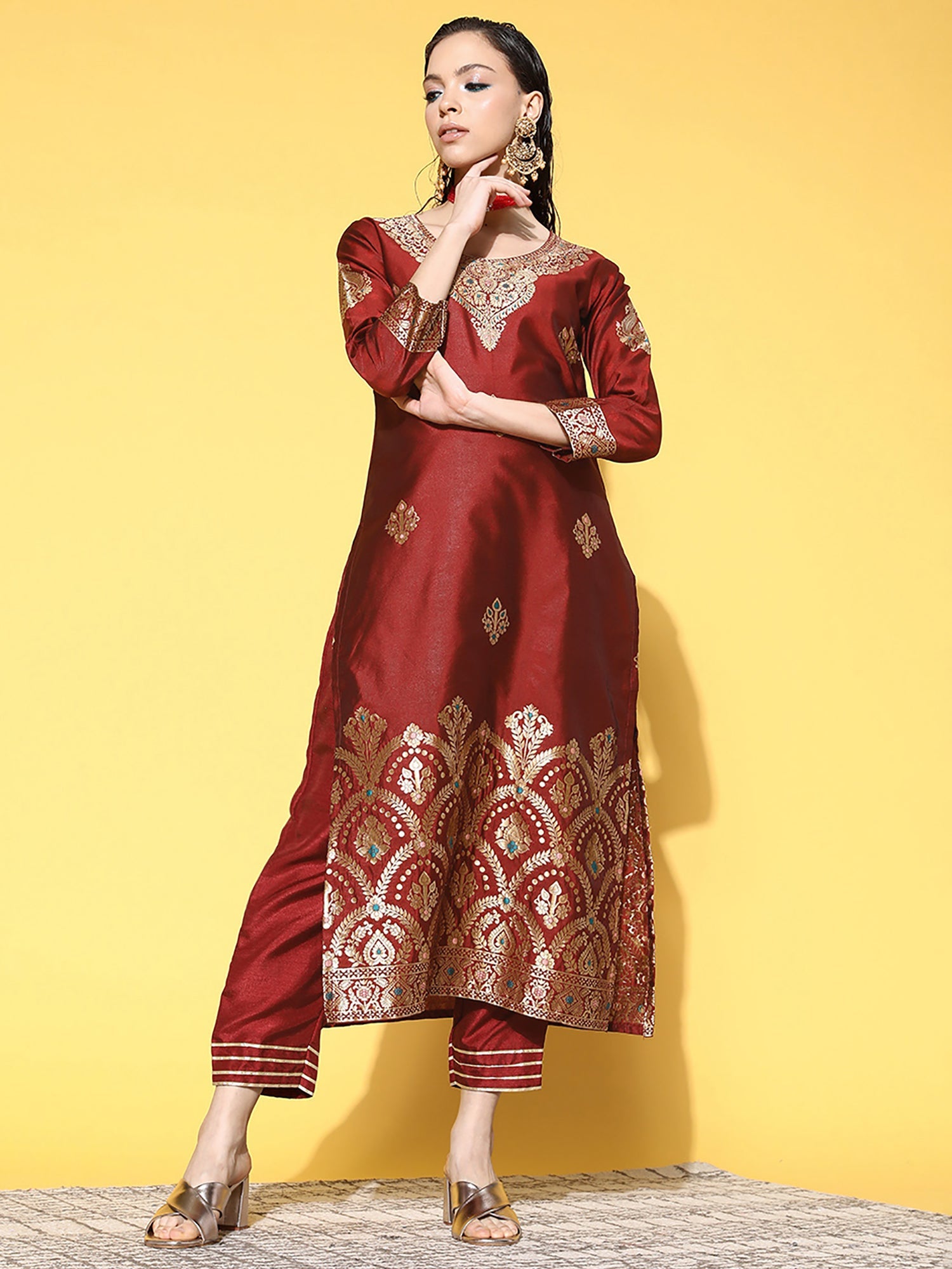 Women's Maroon Polyester Kurta Set - Taantav