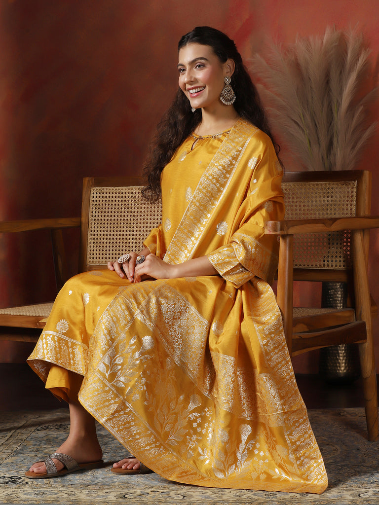 Color_Yellow