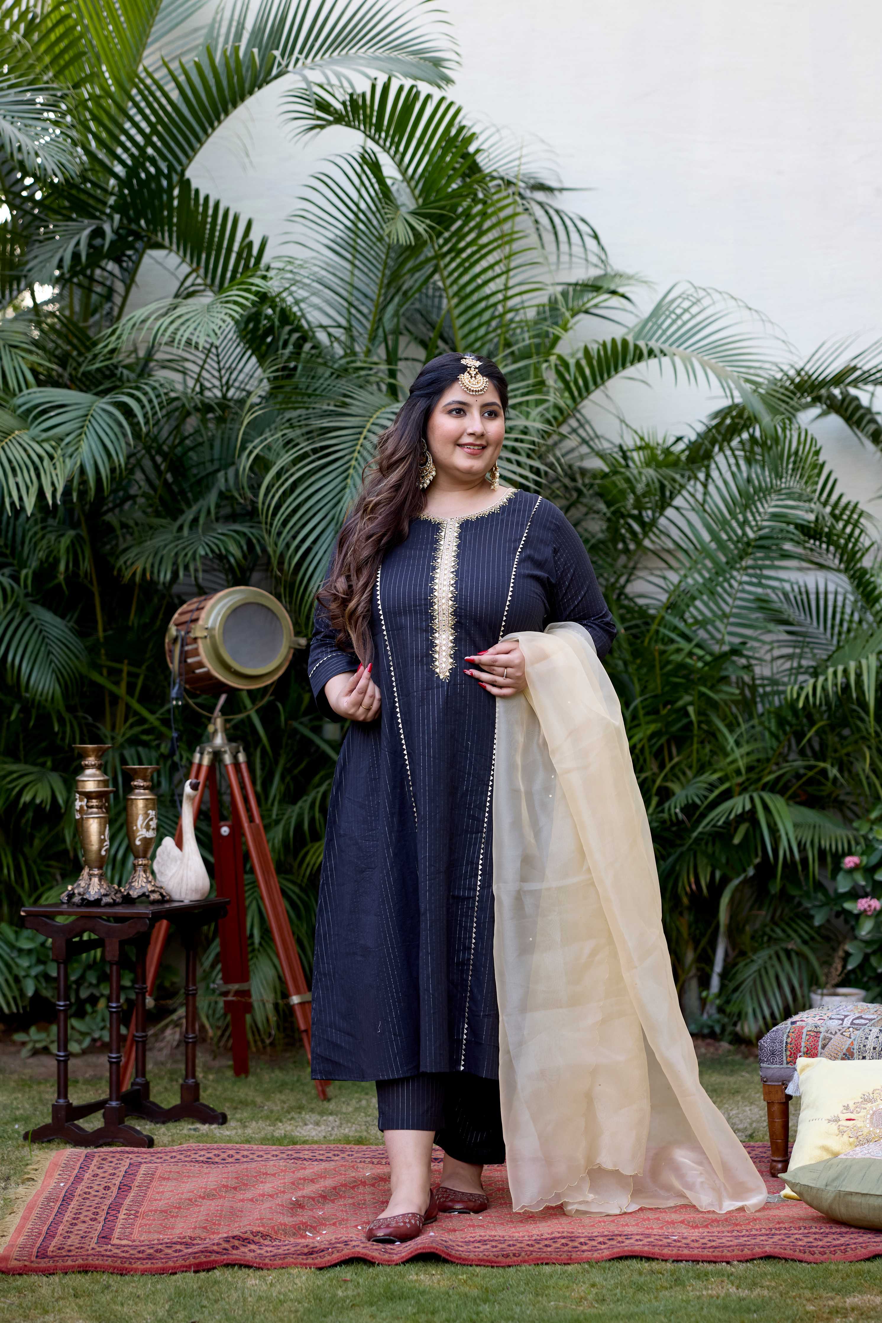 Women's Black Golden Cotton Lurex Kurta Set - (Set Of 3) - Nangalia Ruchira