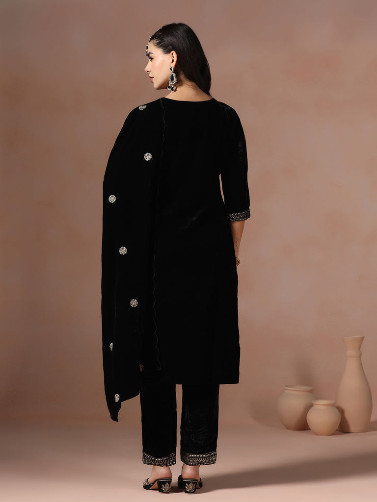 Color_Black