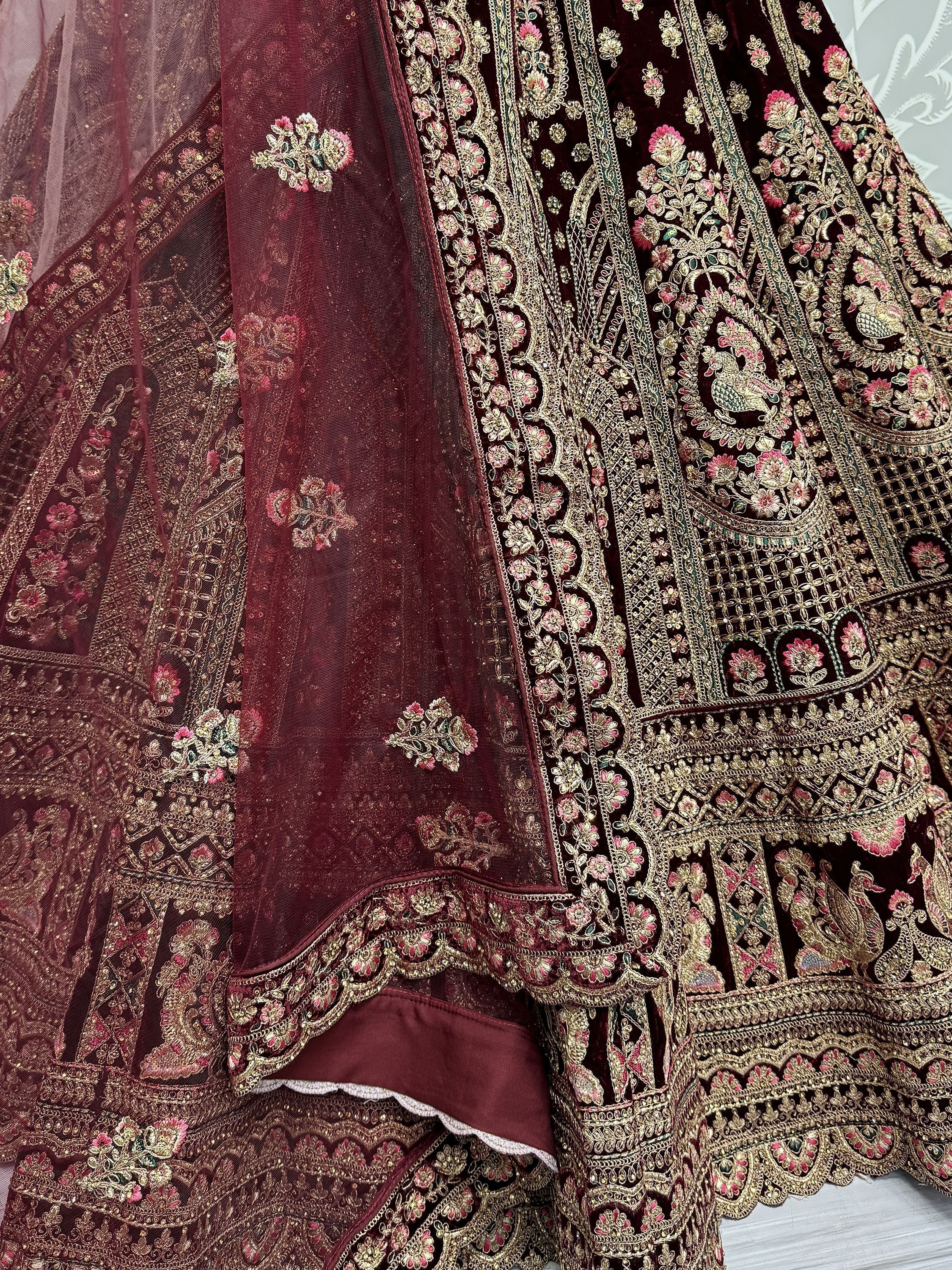 Color_Maroon