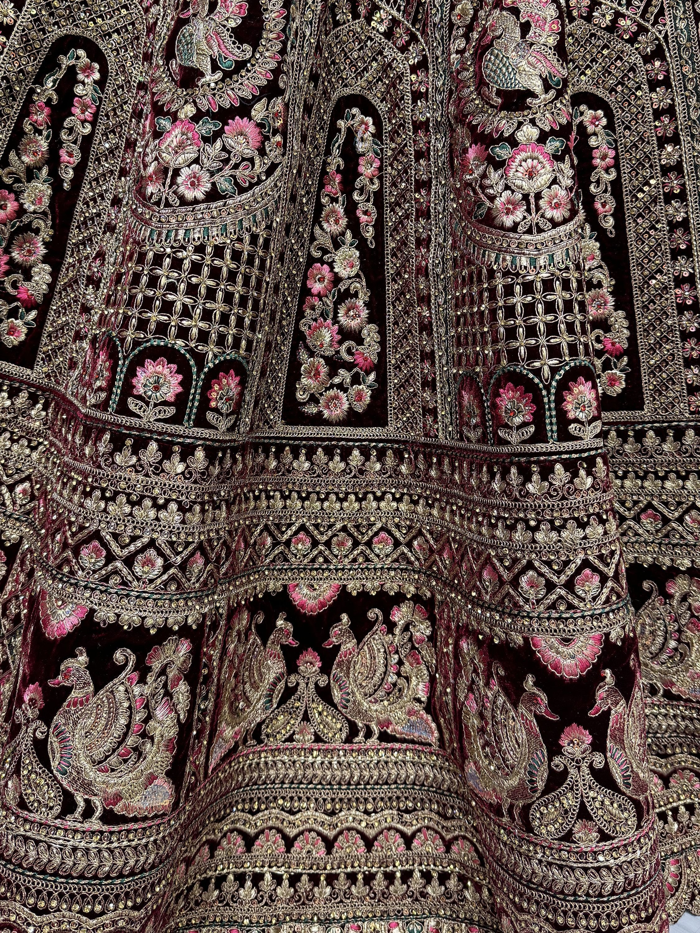 Color_Maroon