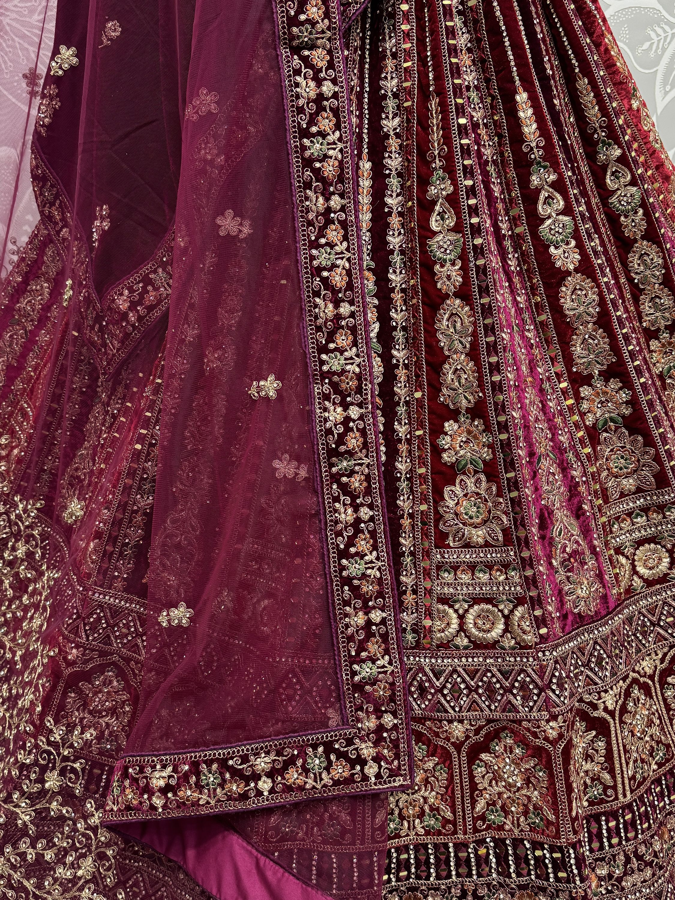 Color_Maroon