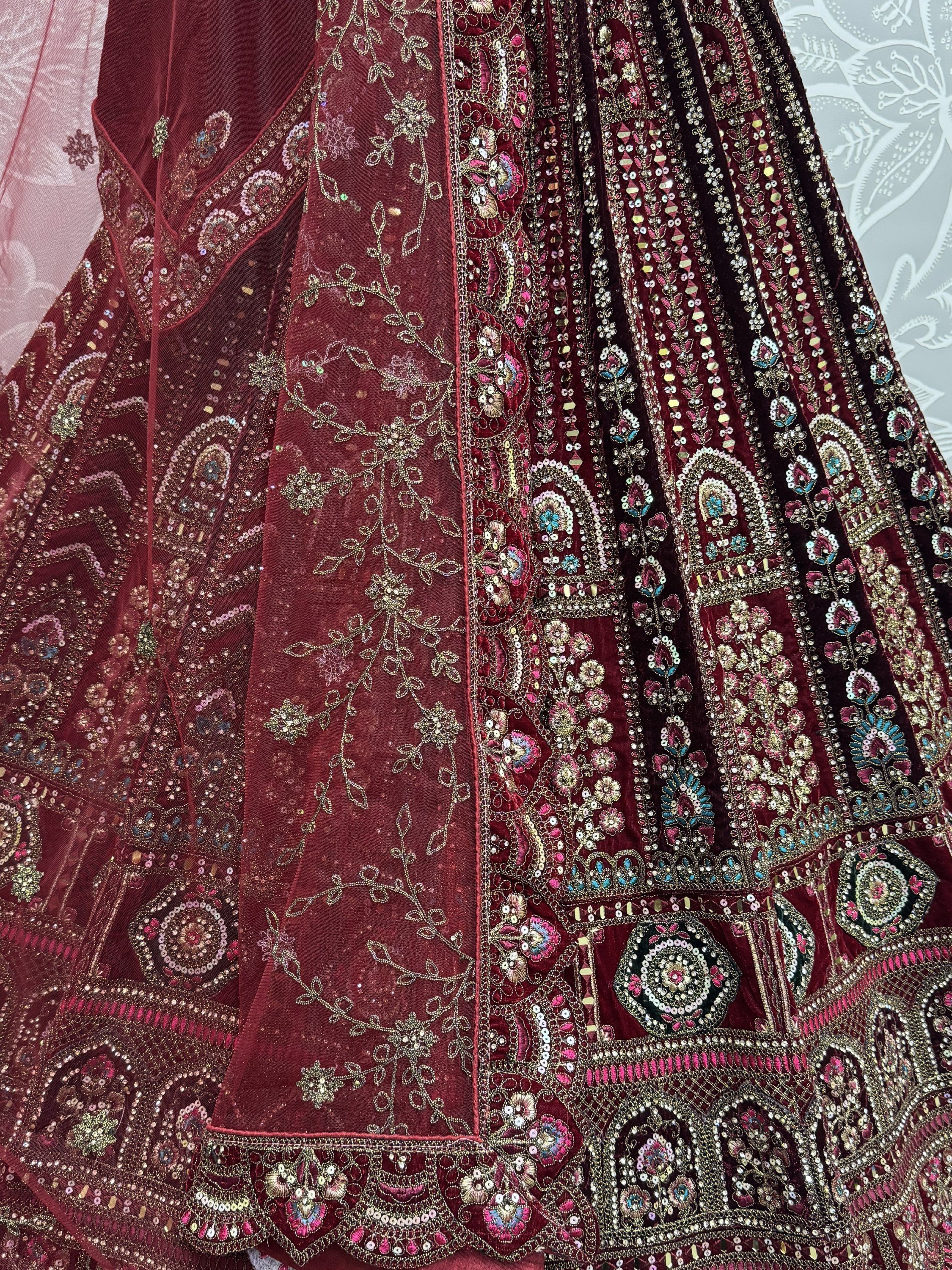 Color_Maroon