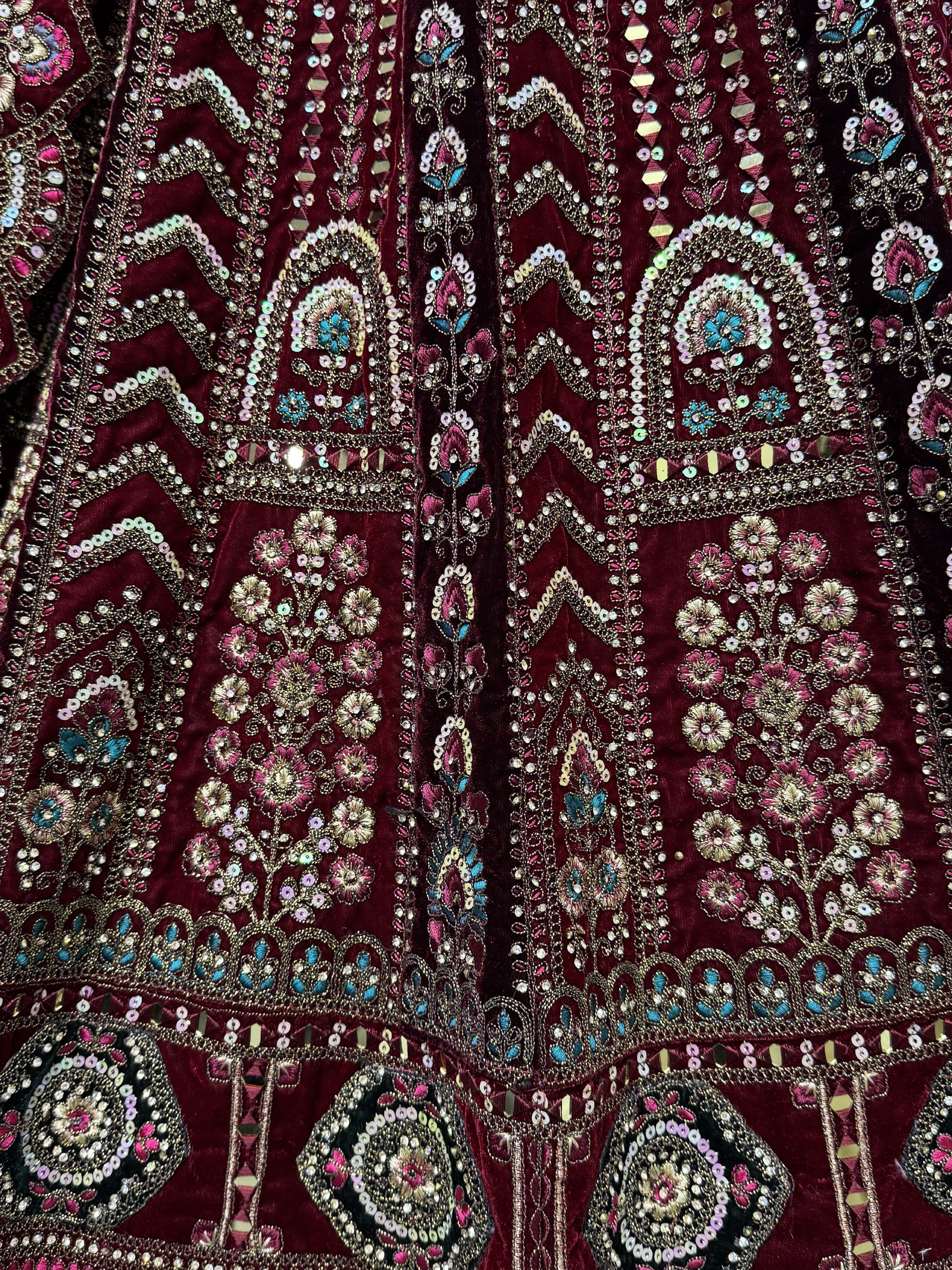 Color_Maroon