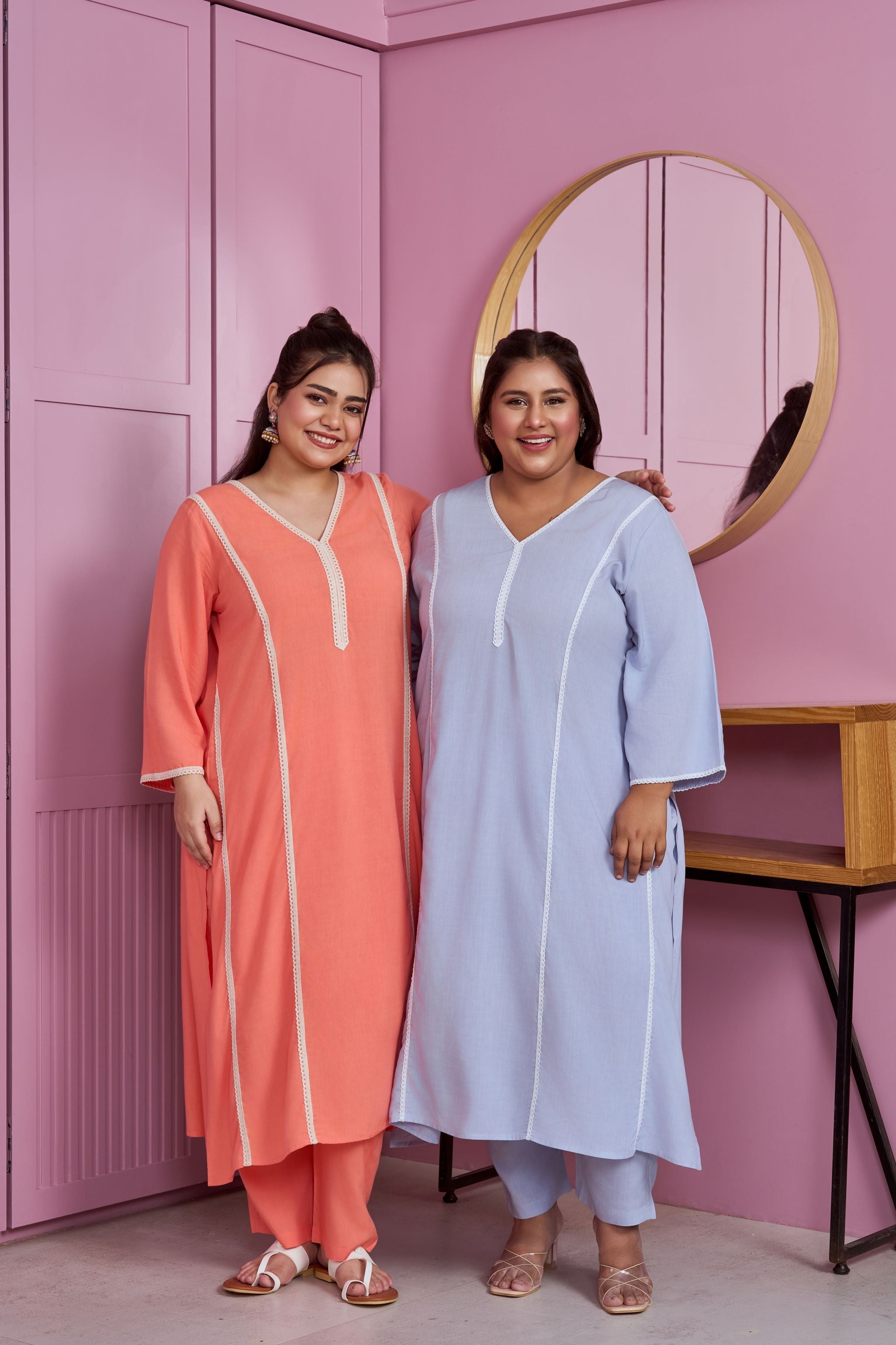 Women's Coral Peach Modal Kurta Set With Lace Accents (Set Of 2) - Nangalia Ruchira