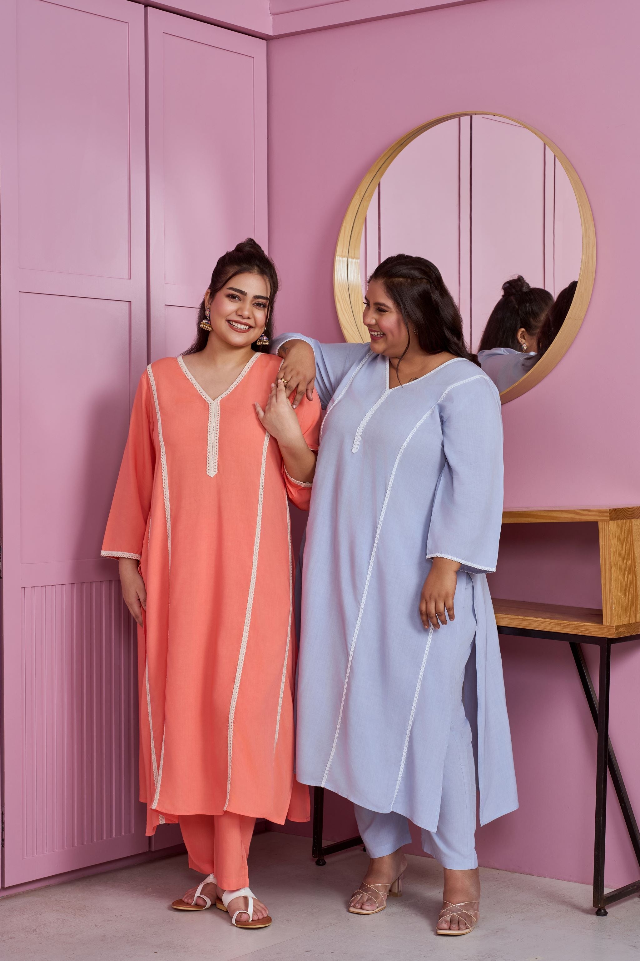 Women's Coral Peach Modal Kurta Set With Lace Accents (Set Of 2) - Nangalia Ruchira
