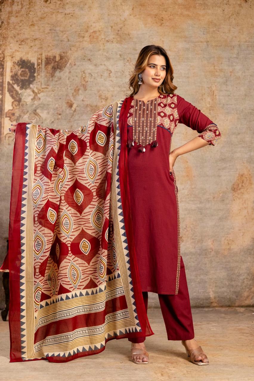 Color_Maroon