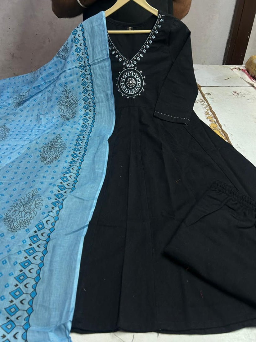 Color_Black