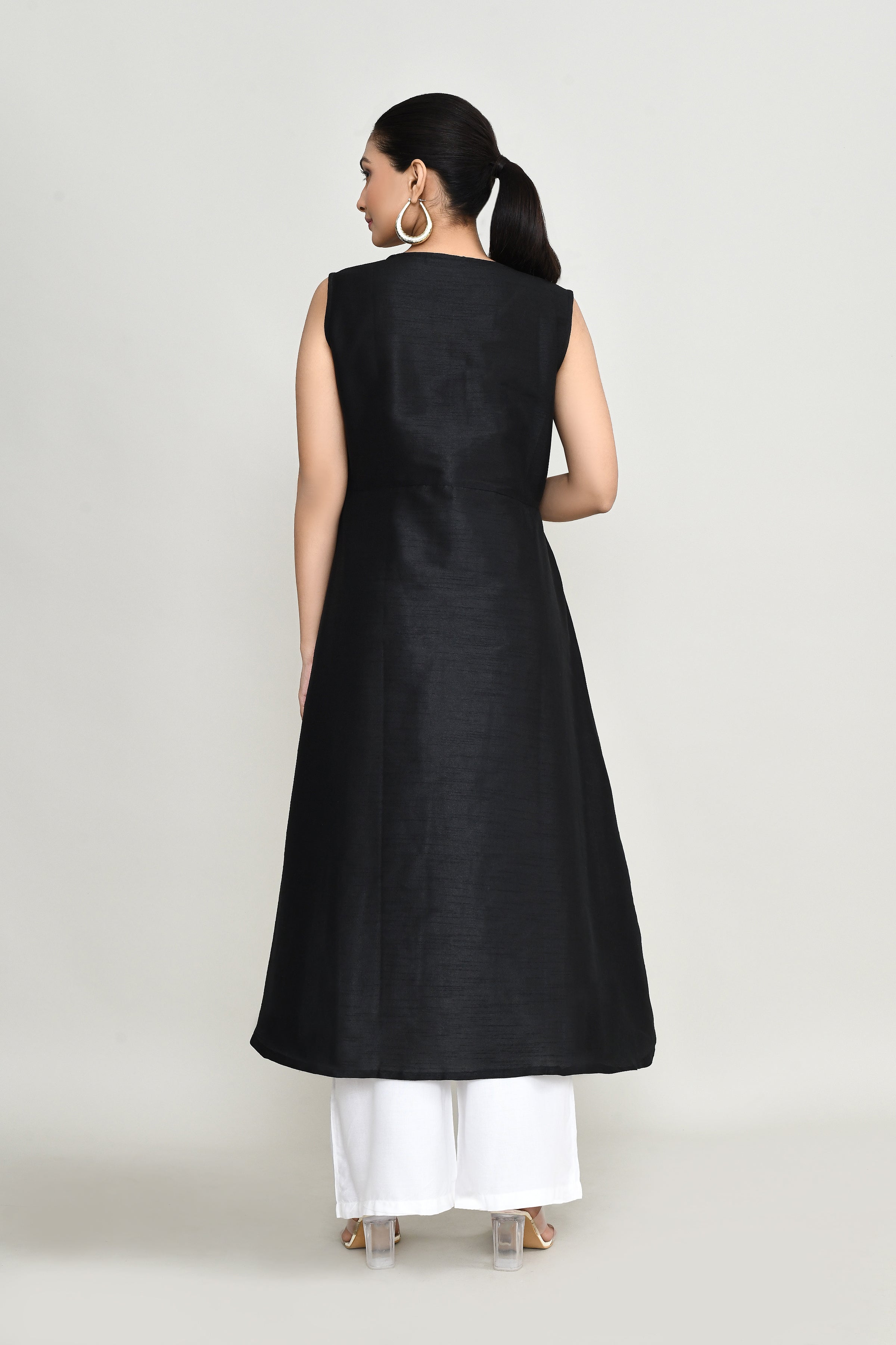 Color_Black